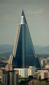 Ryugyong_Hotel